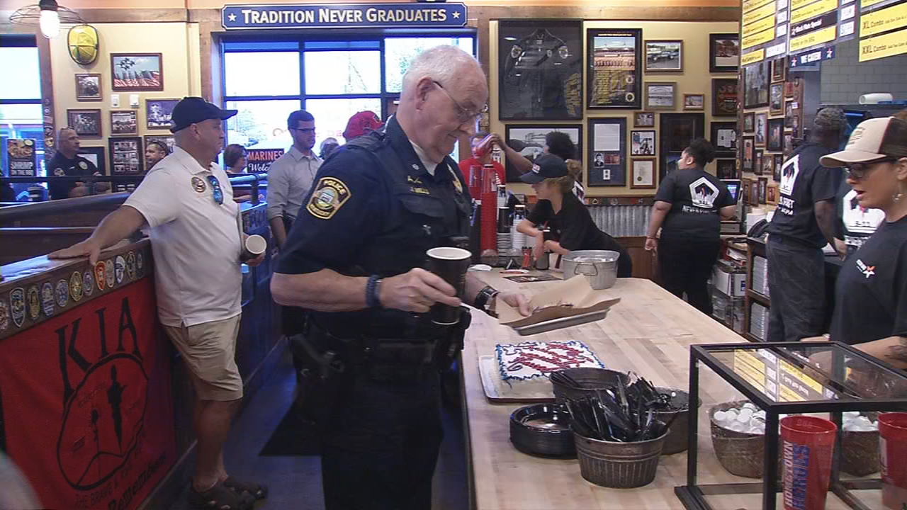 Mission BBQ provides free sandwiches for first responders on Sept. 11, 2019 (9/11)